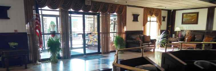 Lobi FairBridge Inn & Suites Poconos