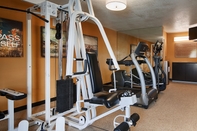 Fitness Center Quality Inn & Suites