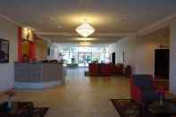 Lobi Ramada by Wyndham Sacramento