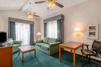 Ruang Umum La Quinta Inn by Wyndham Farmington