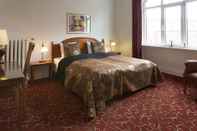 Bedroom Milling Hotel Windsor