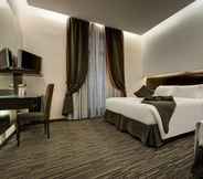 Bedroom 6 Best Western Plus Hotel Universo