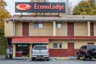 Exterior Econo Lodge Frackville