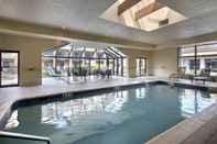 Swimming Pool Courtyard by Marriott Rye