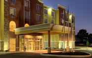 Bangunan 3 Comfort Suites Near Gettysburg Battlefield Visitor Center