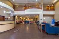 Lobby Comfort Suites Near Gettysburg Battlefield Visitor Center