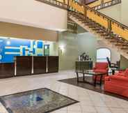 Lobby 4 Baymont by Wyndham Kokomo