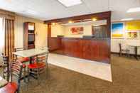 Lobby Days Inn by Wyndham Grantville Hershey North