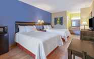 Bedroom 5 Days Inn by Wyndham Grantville Hershey North