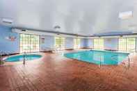 Swimming Pool Baymont by Wyndham Michigan City