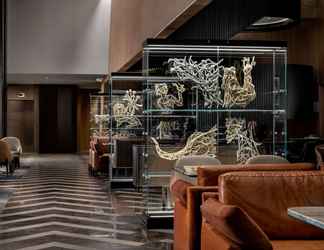 Lobby 2 Park Hyatt Toronto