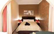 Bedroom 2 Albury Classic Motor Inn