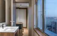 Toilet Kamar 7 AC Hotel Cuzco by Marriott