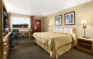 ห้องนอน 6 Days Inn by Wyndham Oklahoma City Fairground