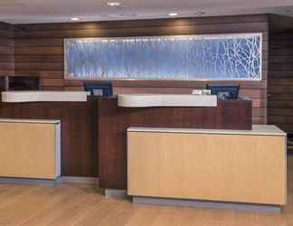 Lobi 2 Fairfield Inn & Suites by Marriott Williamsburg