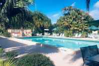 Swimming Pool Golden Host Resort - Sarasota