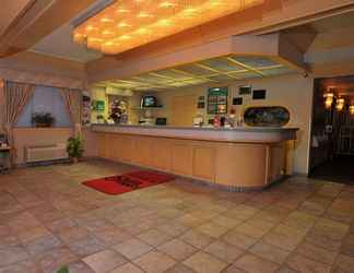 Lobi 2 Shilo Inn Suites Hotel - Nampa Suites - Idaho