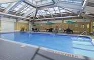 Swimming Pool 7 Holiday Inn Toronto Airport East, an IHG Hotel