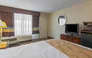 Bedroom 5 Quality Inn Concord Kannapolis