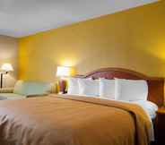 Kamar Tidur 7 Quality Inn Cairo I-57