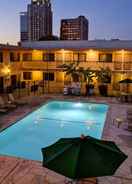 SWIMMING_POOL Best Western Plus Sutter House