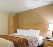 ห้องนอน 2 Comfort Inn Brossard