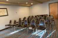 Functional Hall Quality Inn near Toms River Corporate Park