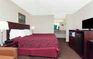 Bedroom 7 Days Inn by Wyndham Columbia NE Fort Jackson