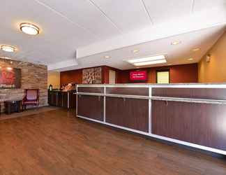 Sảnh chờ 2 Red Roof Inn PLUS+ Secaucus - Meadowlands - NYC