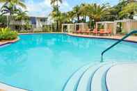 Swimming Pool Fairfield Inn & Suites Key West at The Keys Collection