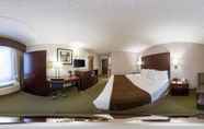 Kamar Tidur 3 Quality Inn & Suites Clackamas – Portland