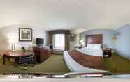 Bedroom 6 Quality Inn & Suites Clackamas – Portland