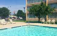 Swimming Pool 4 Wyndham Garden Philadelphia Airport