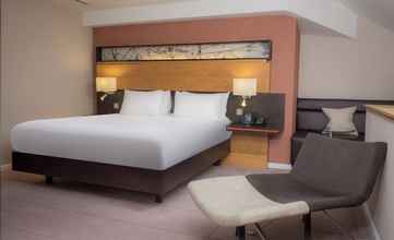 Bedroom 4 Hilton East Midlands Airport
