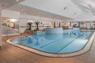 Swimming Pool Hilton East Midlands Airport