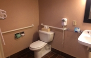 In-room Bathroom 6 Best Western Plus Waterville Grand Hotel