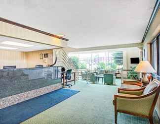 Lobi 2 Days Inn by Wyndham Arlington/Washington DC