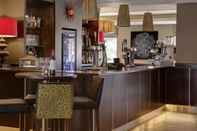 Bar, Cafe and Lounge Best Western Plus Pinewood Manchester Airport-Wilmslow Hotel