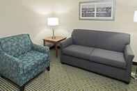 Common Space Quality Suites Lake Wright - Norfolk Airport