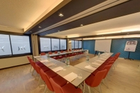 Functional Hall Mercure Lorient Centre Hotel