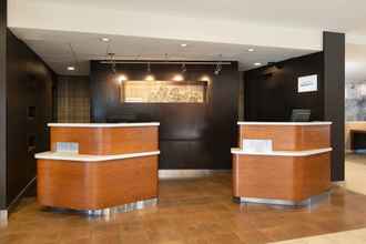 Lobby 4 Courtyard by Marriott Fresno