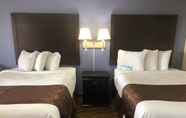 Bedroom 3 Days Inn by Wyndham Lake Charles