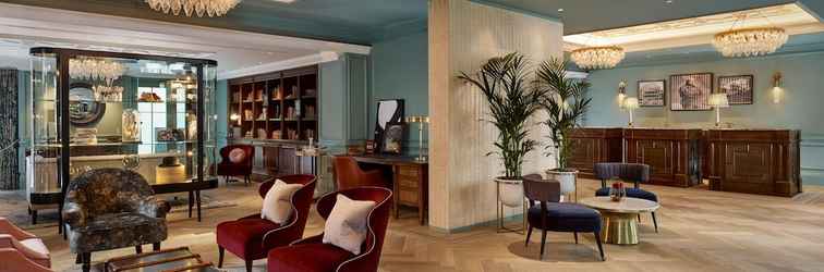 ล็อบบี้ 100 Queen's Gate Hotel London, Curio Collection by Hilton