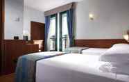 Kamar Tidur 4 Hotel Raffaello