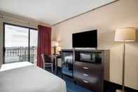 Bedroom Econo Lodge Inn & Suites Rehoboth Beach