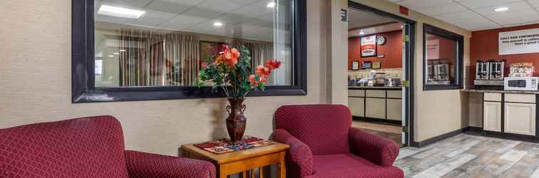 Lobi Econo Lodge Milwaukee Airport