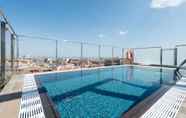 Swimming Pool 2 Catalonia Park Putxet Hotel