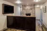 Lobby Travelodge by Wyndham Gananoque