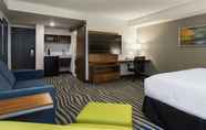 Kamar Tidur 7 Holiday Inn Winnipeg-Airport West, an IHG Hotel