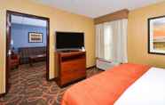 Bedroom 4 Best Western Plus Fresno Airport Hotel